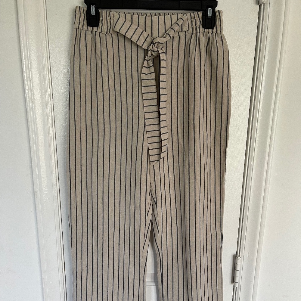 MNG (Mango) Trousers Size Small